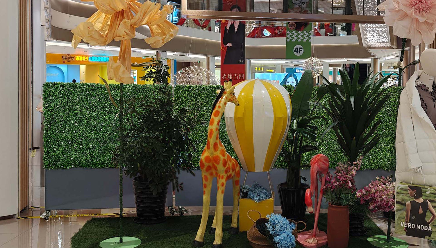 Artificial Hedge Wall with Planter Box and Caster - AGPL Hedge