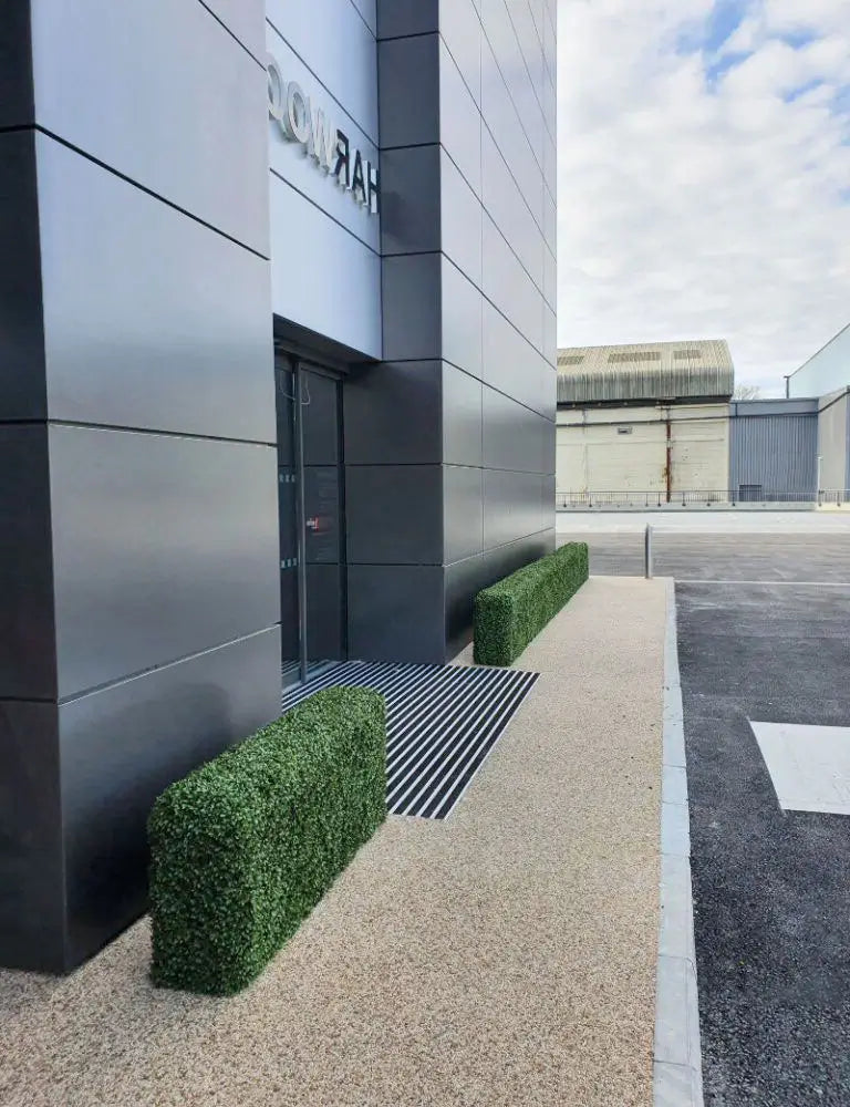 hedge-without-box