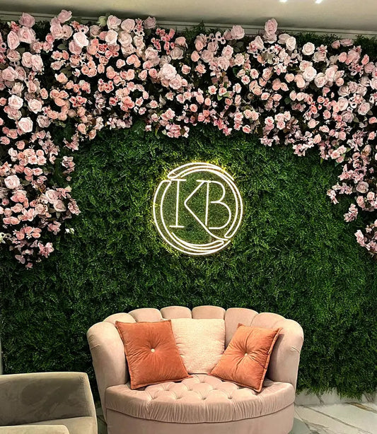 Artificial Hedge Wall vs Real Hedge: Which One Is Right for You?